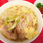 ラーメン二郎 - ラーメン小＋ニンニク多め＋青ネギ