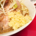 ラーメン二郎 - ニンニク多め