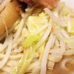 ラーメン二郎 - ヤサイ（そのまま）