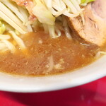 ラーメン二郎 - スープ