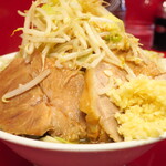 ラーメン二郎 - ＜参考＞ラーメン大＋ヤサイニンニクカラメ