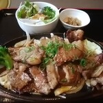 肉処 神 - 赤うし鉄板焼きラント（ごはんは辞退）