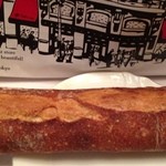 シニフィアン シニフィエ - バゲット 口に入れて暫くしてから旨さを感じます。