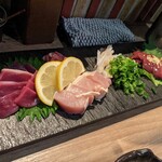 炭火やきとり・とり鍋 輪 - 