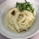 谷川米穀店 - 器を変えて、冷たい小。150円。