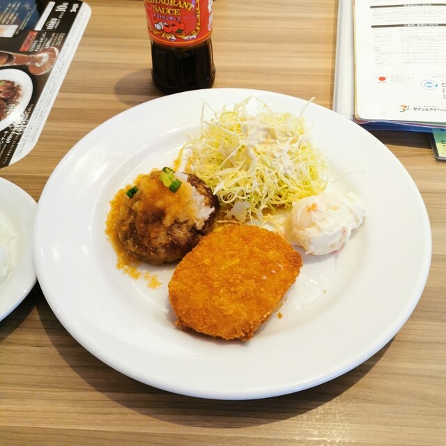 冬メニュー Godivaコラボスイーツやってます By ゼ バルマリィ帝国 デニーズ コクーンシティ店 さいたま新都心 ファミレス 食べログ