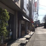 麺屋 誠栄 - 床屋さんと東芝の電器屋さんの間、もう少し先へ行くとバーミヤン