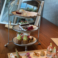 ザ タヴァン グリル＆ラウンジ - 