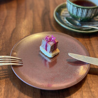 ザ タヴァン グリル＆ラウンジ - 