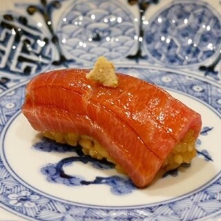 We aim to be a restaurant that competes in Sushi at [Tsukiji Outer Market].