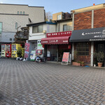 ころりん亭 - 駅前広場から