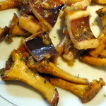 サラマンジェ・ド・イザシ・ワキサカ - フレッシュジロール茸とヤリイカのソテー2,000円