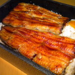 割烹 蒲焼 大沼 - タレ掛けました