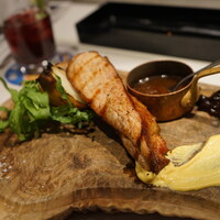 リオ・ブルーイング・コー ビストロアンドガーデン 東京ミッドタウン - ブランド豚東京X