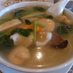 愛群 - 【2012.08.　初訪】　三鮮湯麵1,100円　うま～