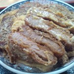 カツ丼　ロース肉がしっかりしていて美味しい。