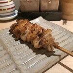 焼鳥 おみ乃 - 波（首の皮）