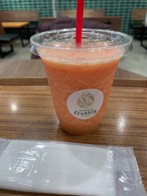 フルックリー（frukkly） - 泉外旭川（フルーツパーラー）の写真