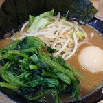 横浜家系ラーメン 蓮 - レディースラーメン♪全体像も美しい