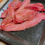 Gensen Wagyuu Yakiniku Hishimekiya - 