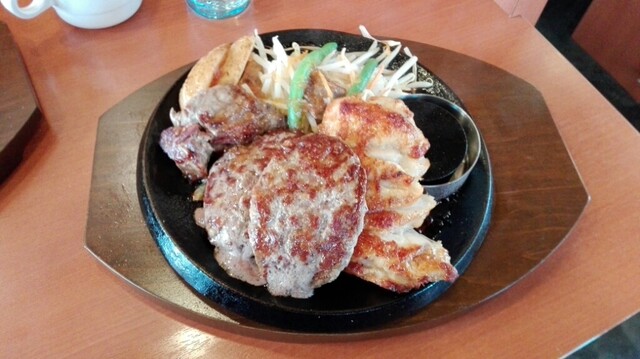 肉のはせ川 半田店 青山 ハンバーグ 食べログ