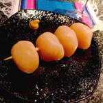 スモーレスト・バー  - 山形特産の玉こんにゃく。出汁の風味がよく染みている