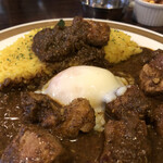 カレーの店 マボロシ - 温玉合う