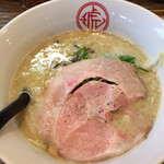 博多ラーメン　琥家 - シロ715円