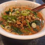 中華料理 九龍城 - 担々麺