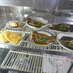 しみず食堂 - 陳列ケース⑤