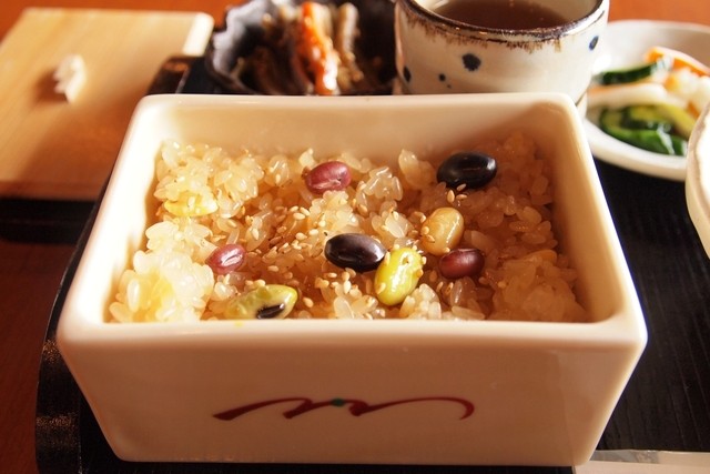 シズク カフェ＆スクール（SHIZUKU CAFE＆SCHOOL） - 安積永盛（カフェ）の写真