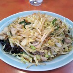 丸吉飯店 - 肉野菜炒め 750円(税込)(2020年12月22日撮影)