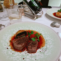 ベージュ アラン・デュカス 東京 - 