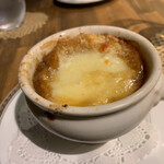Daijuu Tei - オニオングラタンスープ。これは味付けが濃い!!つい、お冷下さいといってもーた(´Д` )