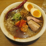 麺や 七彩 - 背脂生姜らーめん（中盛り）1,300円　＋　味玉150円