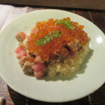 山介 - 「カマトロ炙りのちらし寿司　いくら乗せ」