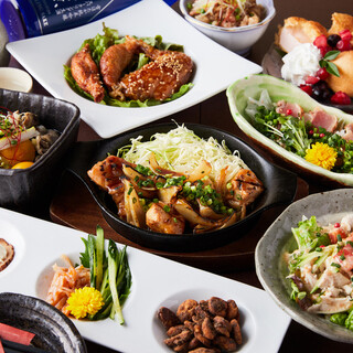 コロナ対策 少しでも安心して飲んで頂けますように 個別盛りで安心 鶏満足コース お料理８品 飲み放題2 5時間 フェイスシールド付き 古民家個室の鶏酒場 ハングリーチキン 神田 居酒屋 食べログ