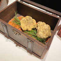 マルゴット エ バッチャーレ - 