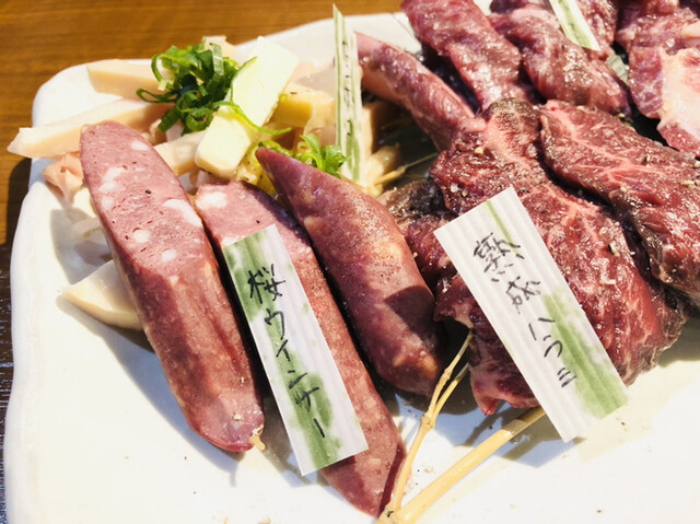声高らかにヒヒーン 勝山町 馬肉料理 食べログ 声高らかにヒヒーン 勝山町 馬肉料理 食べログ