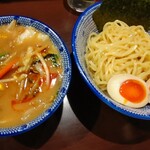 カラ助 - 野菜たっぷりつけ麺(辛味無し・並)