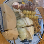 おでん 高砂 - 牛すじ・ロールキャベツ・ぎんなん・タケノコ・タコ・タコの下に隠れてる「ふき」