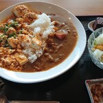 鹿沼72カントリークラブ レストラン - 麻婆豆腐＆カレーライス 追加440円