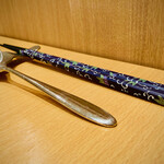 みこころ 無添加チャイナ935 - 「掴みやすいよに」ってって夜の箸？ 　なんか落ち着いた模様の出てきた♥