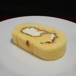 えくぼや - ロールケーキ