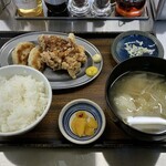 サッポロ餃子製造所 - 餃子ザンギ ランチ、780円
