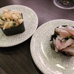 亀正くるくる寿司 - はげの肝和えとあめたの糸切り。共に別府産で180円。