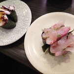 亀正くるくる寿司 - 別府産のたこぶつ180円とりゅうきゅう130円。