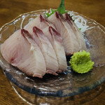 居酒家 きっつぇんさ - 鰤のお刺身