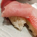 沼津魚がし鮨 - 赤酢使用