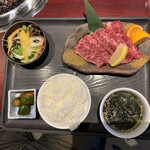 Yakiniku Tsunagu Famu - 